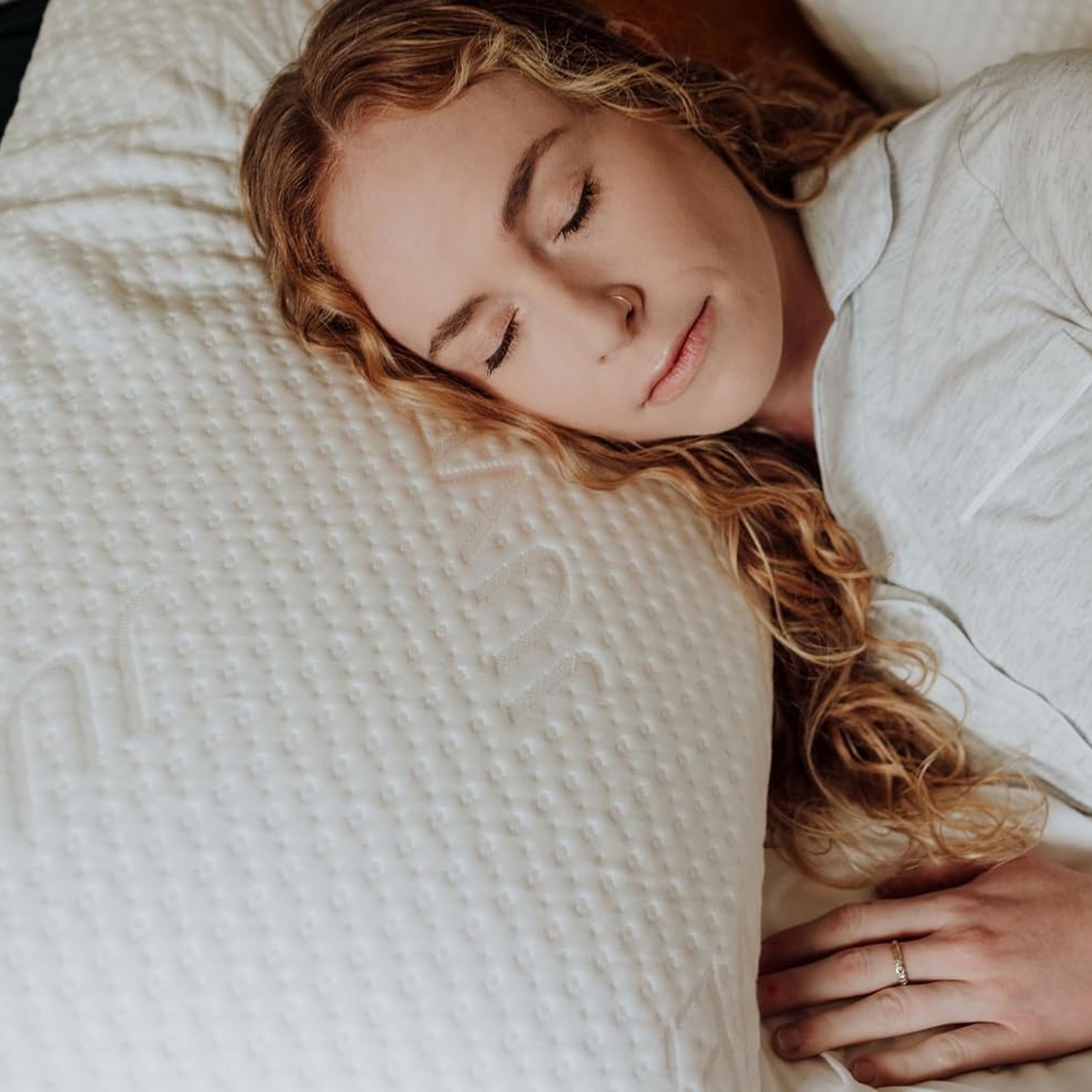 High Profile Talalay Latex Pillow with Tencel Cover: image 3